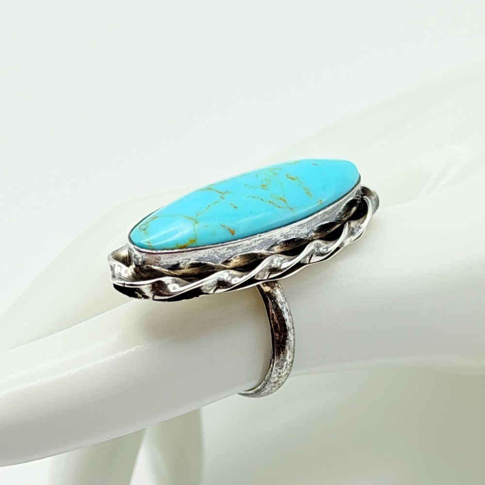 Vintage 925 Sterling Silver Large Oval Turquoise Cabochon Statement Ring Size 6